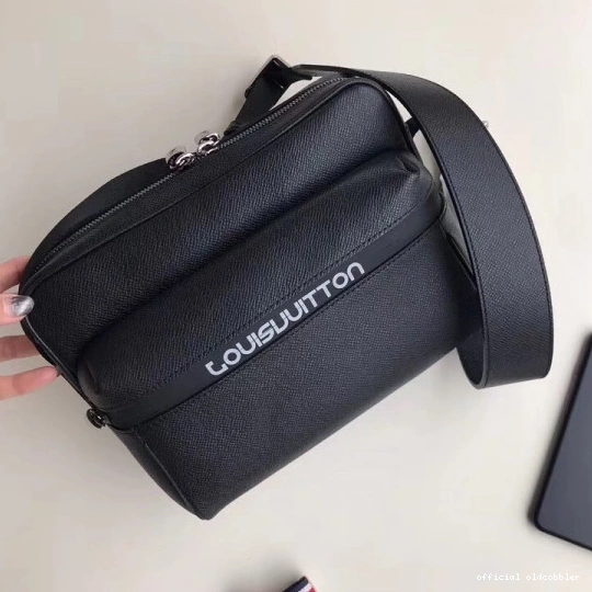 Official oldcobbler Messenger Louis Vuitton 0716